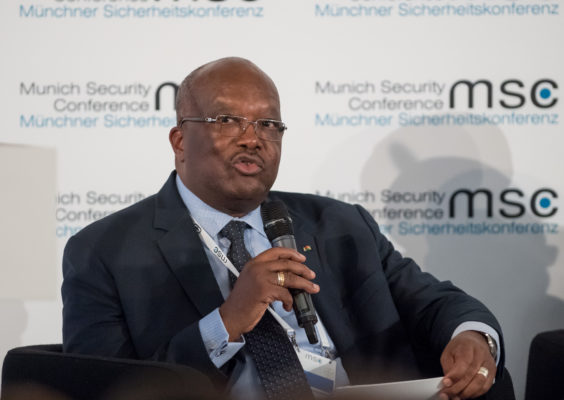 Article : Burkina Faso : le Pr&eacute;sident renonce &agrave; son salaire pour aider &agrave; lutter contre le Covid-19